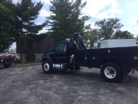 2012 Ford F705
