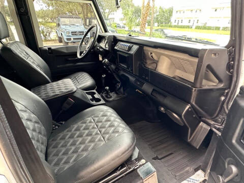 1992 Land Rover Defender