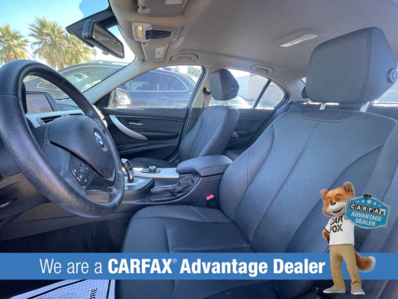 2017 BMW 3 Series 320i