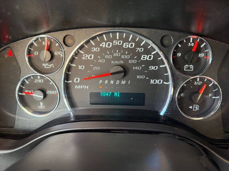 2023 GMC Savana 2500