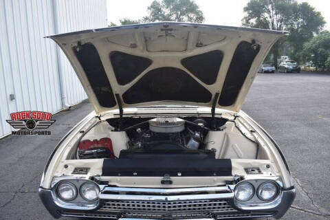 1962 Ford Thunderbird