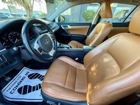2012 Lexus CT 200h