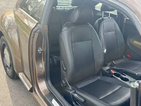 2012 Volkswagen Beetle 2.5L PZEV