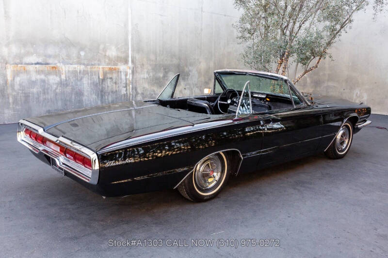 1966 Ford Thunderbird