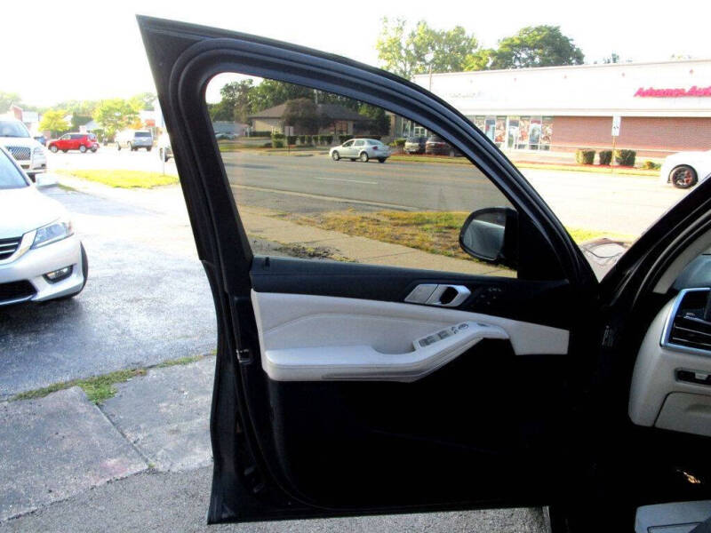 2019 BMW X7 xDrive40i