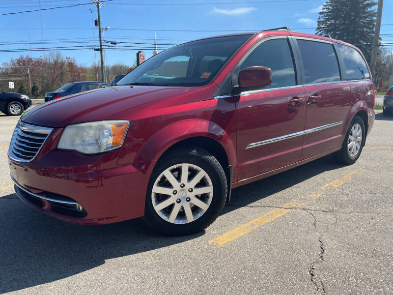 2013 Chrysler Town and Country for sale at J's Auto Exchange in Derry NH