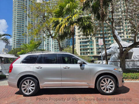 2016 Volvo XC90 T6 Momentum