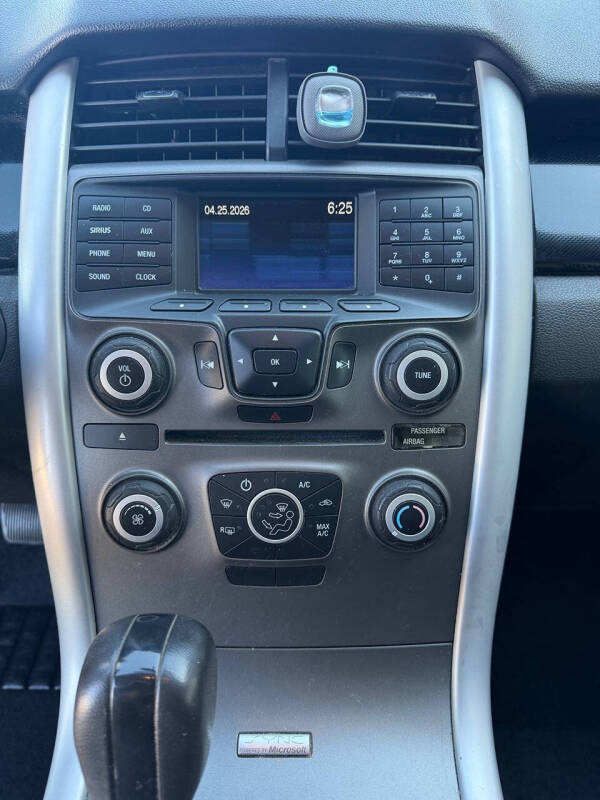 2014 Ford Edge SE