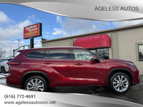 2023 Toyota Highlander Hybrid for sale at Ageless Autos in Zeeland MI
