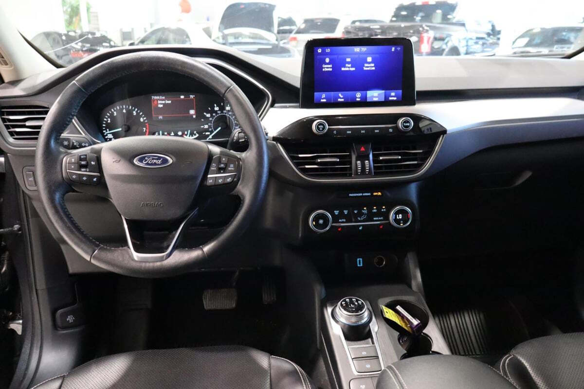 2020 Ford Escape for sale at IMD MOTORS, INC in Dallas, TX