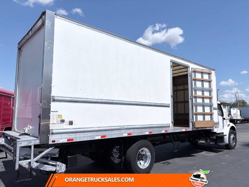 2020 Freightliner M2 106