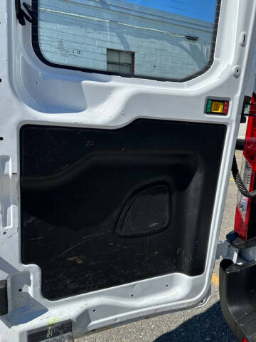 2023 Ford E-Transit