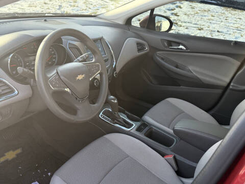 2017 Chevrolet Cruze LT Auto
