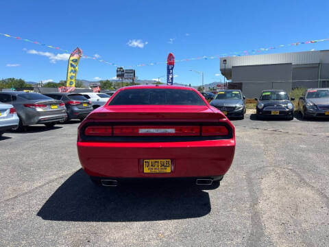 2013 Dodge Challenger SXT