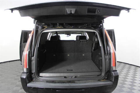 2018 Cadillac Escalade ESV Luxury