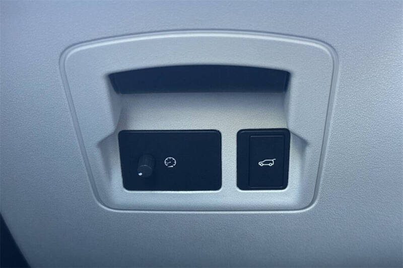 2021 Land Rover Range Rover Velar P250 R-Dynamic S