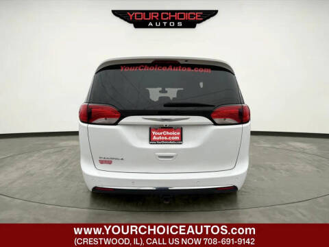 2017 Chrysler Pacifica Touring Plus