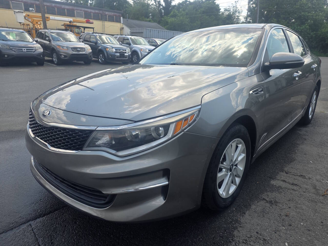 Gray 2016 Kia Optima LX LX 4dr Sedan 2