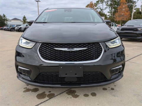 2024 Chrysler Pacifica Plug-In Hybrid Select