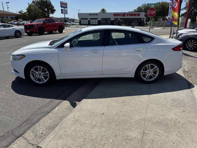 2018 Ford Fusion SE