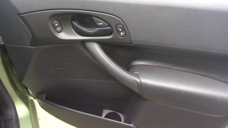 2007 Ford Focus ZX5 S