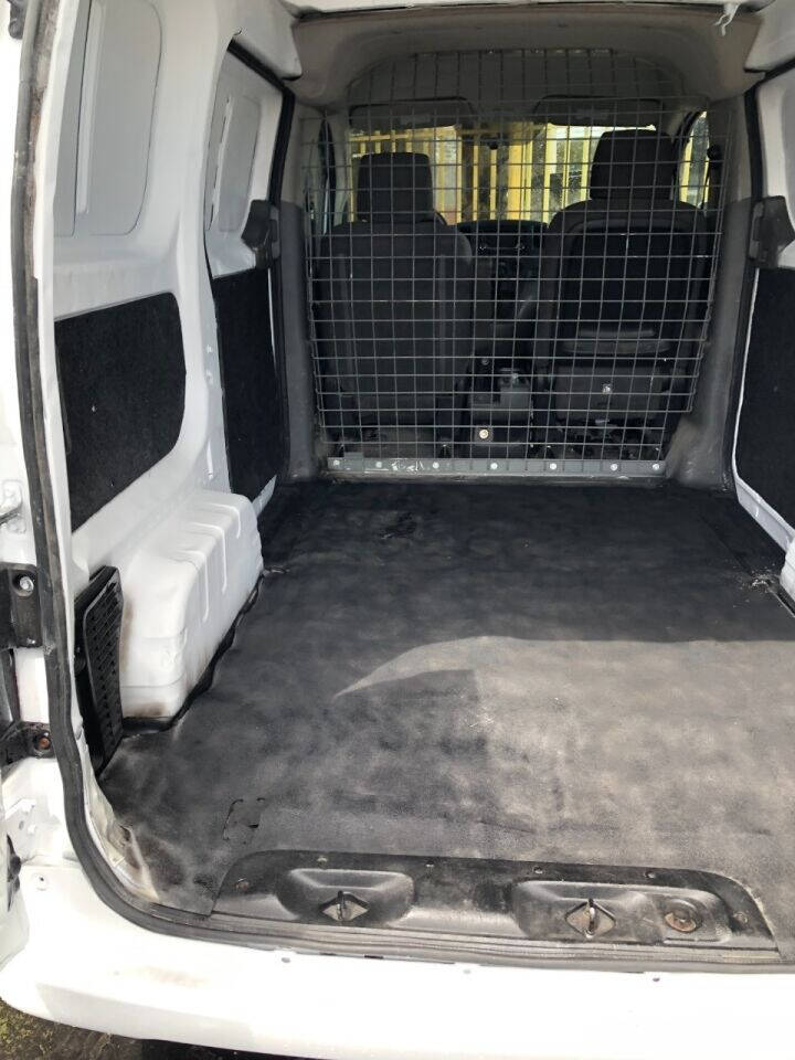 2019 Nissan NV200 Van - $13,750