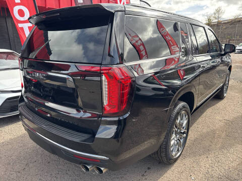 2023 GMC Yukon XL Denali Ultimate