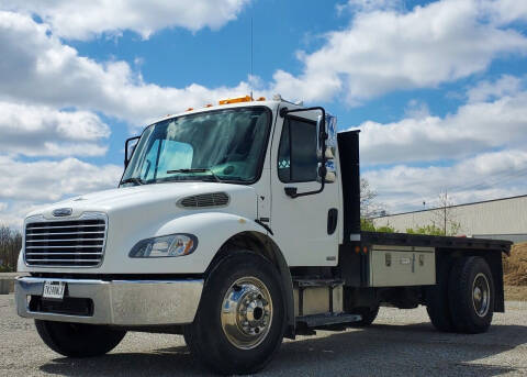 2005 Freightliner Business class M2