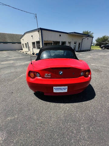 2004 BMW Z4 2.5i