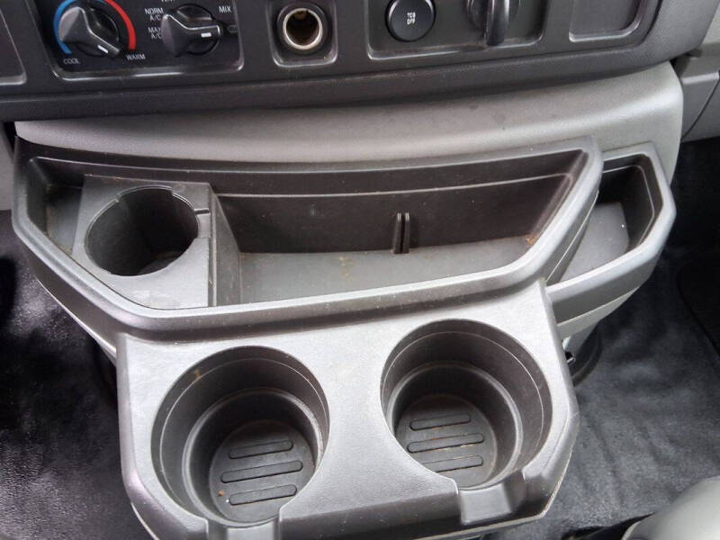 2014 Ford E-Series E-150