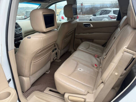 2013 Nissan Pathfinder Platinum