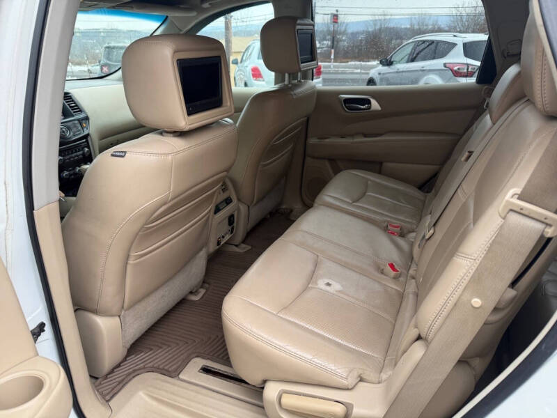 2013 Nissan Pathfinder Platinum