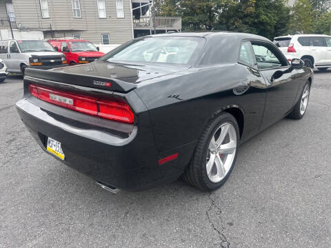 2009 Dodge Challenger SRT8