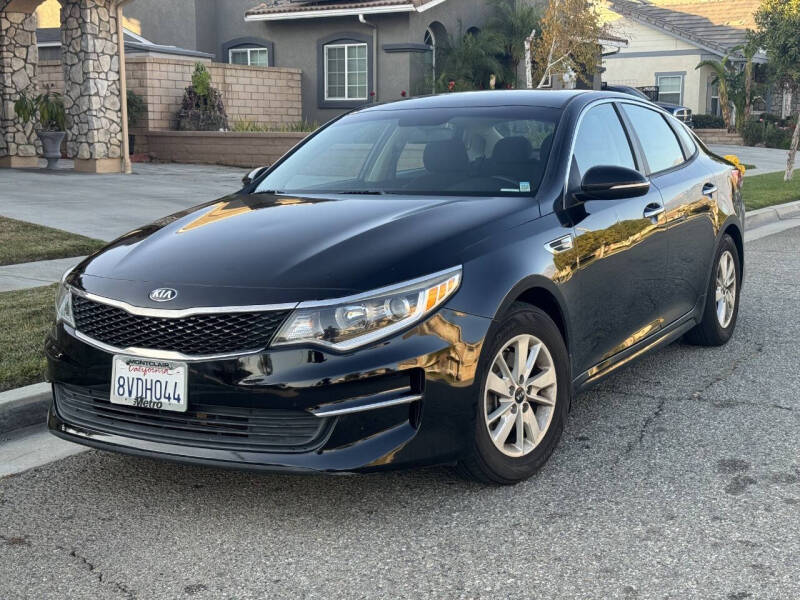 2016 Kia Optima LX photo 2