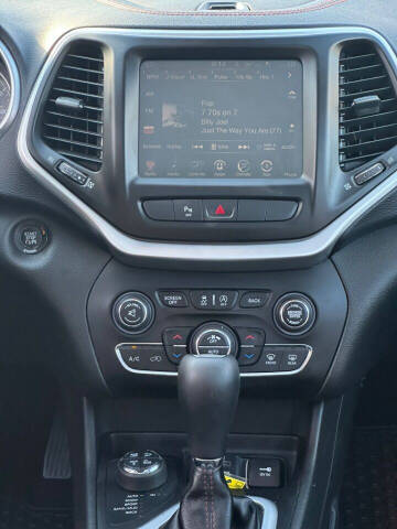 2015 Jeep Cherokee Trailhawk