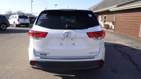 2017 Toyota Highlander