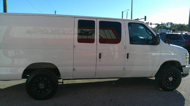 2011 Ford E-Series E-250