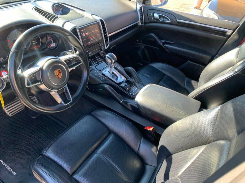 2017 Porsche Cayenne S