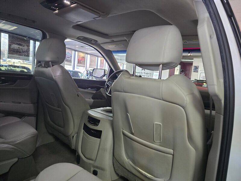 2015 Cadillac Escalade ESV Luxury