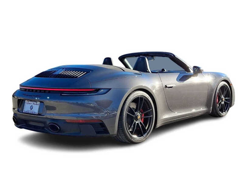 2022 Porsche 911 Carrera 4 GTS