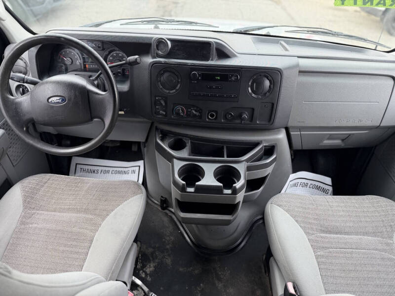 2010 Ford E-Series E-350 SD XL