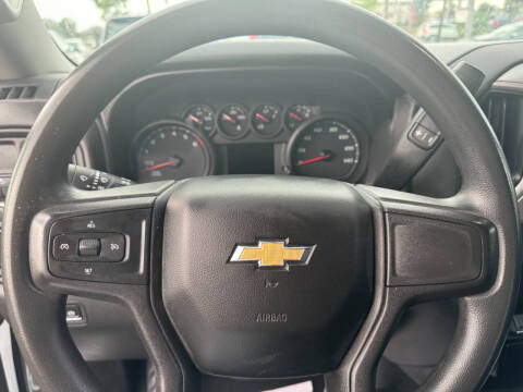 2021 Chevrolet Silverado 1500 Custom