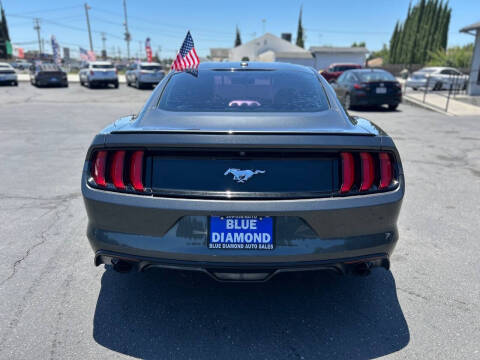 2017 Ford Mustang EcoBoost Premium
