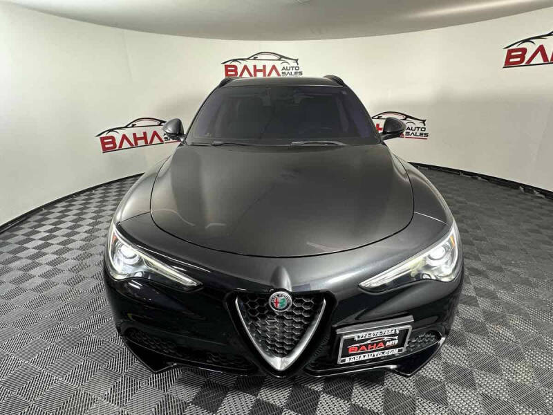 2018 Alfa Romeo Stelvio Sport