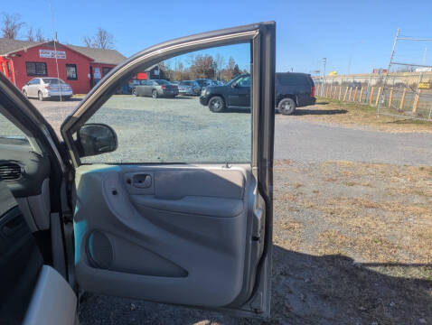 2005 Dodge Grand Caravan SXT