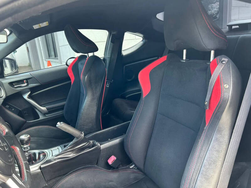 2014 Scion FR-S