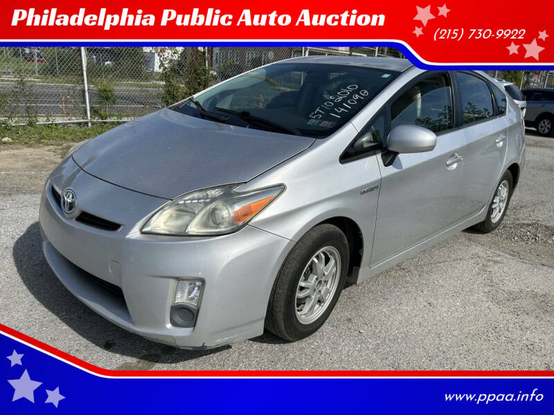 2010 Toyota Prius IV's photo