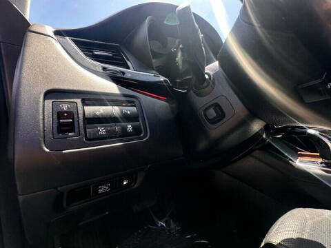 2015 Kia K900 Luxury