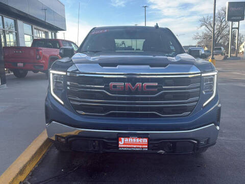 2024 GMC Sierra 1500