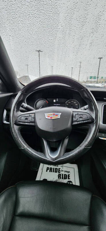 2019 Cadillac XT4 Sport